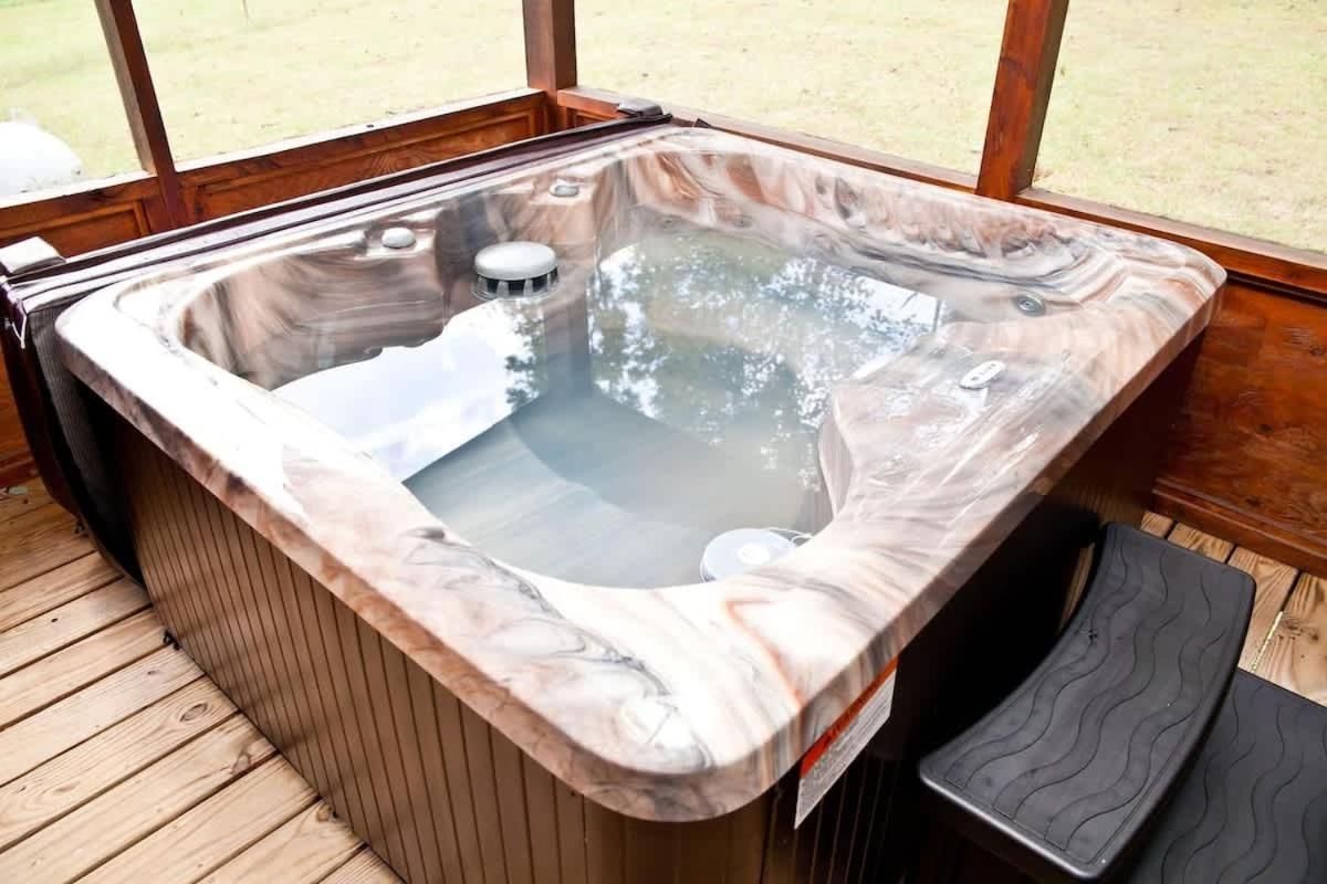 Beautiful View! Log Cabin,Fireplace,Hot Tub,Arcade,Pool,Fishing Sevierville Bagian luar foto